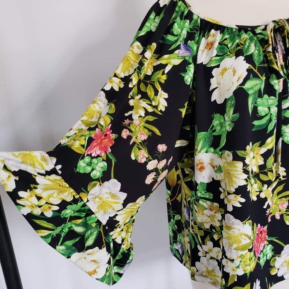 Betsey Johnson floral blouse - Picture 3 of 7